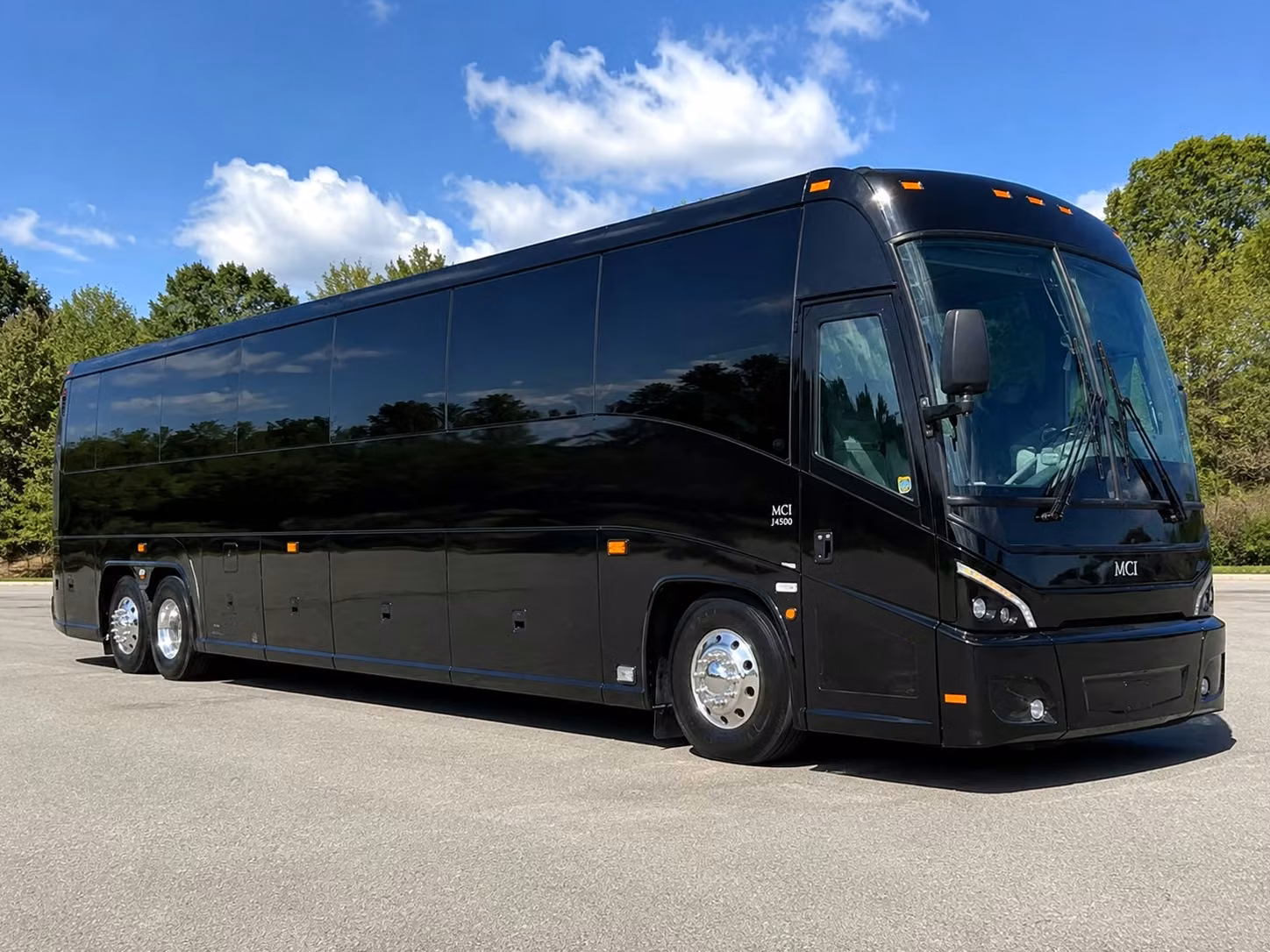 charter bus shuttles for naval base ventura county personnel and thousand oaks government offices