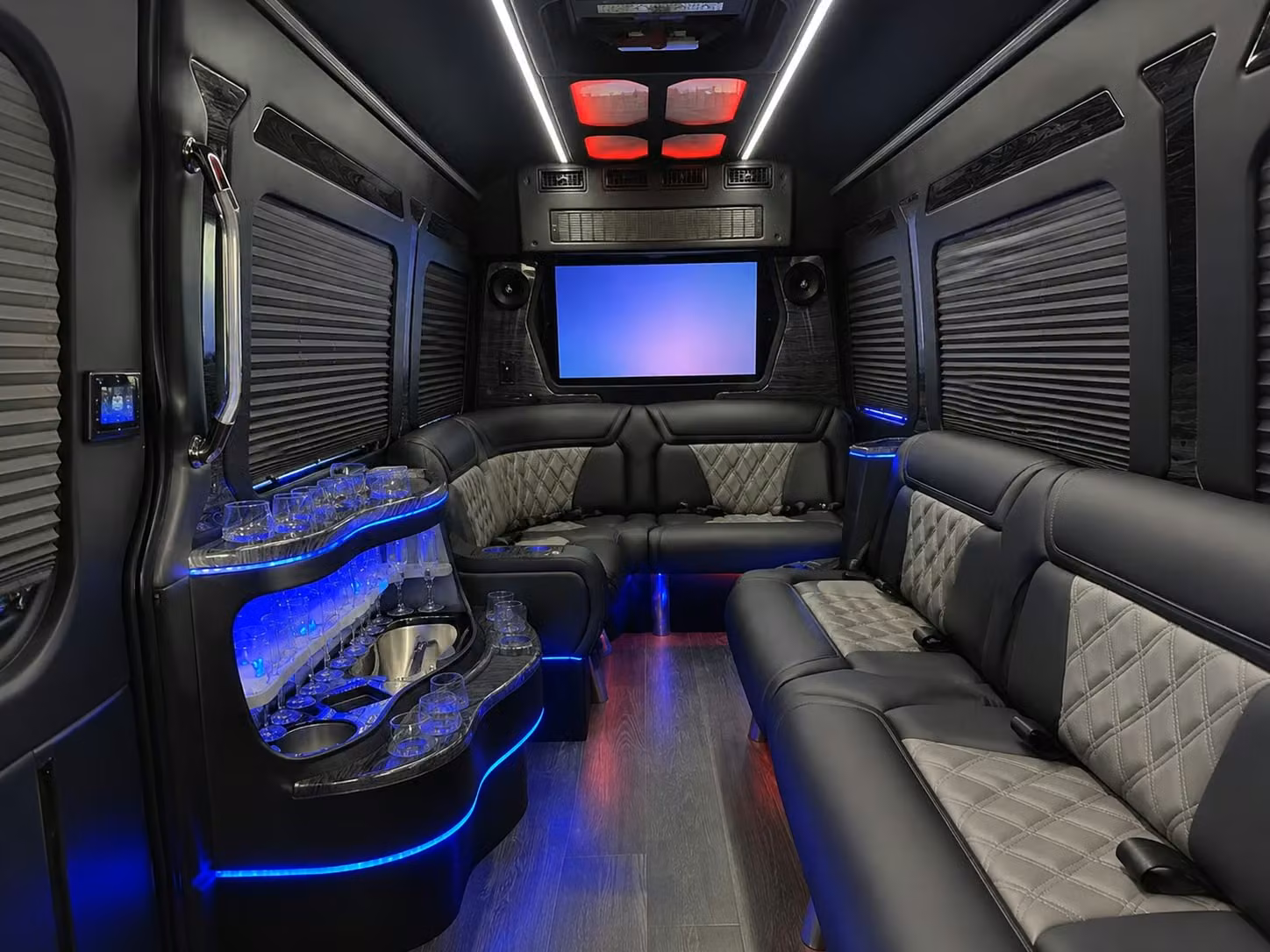 concert festival and private event bus rentals near thousand oaks