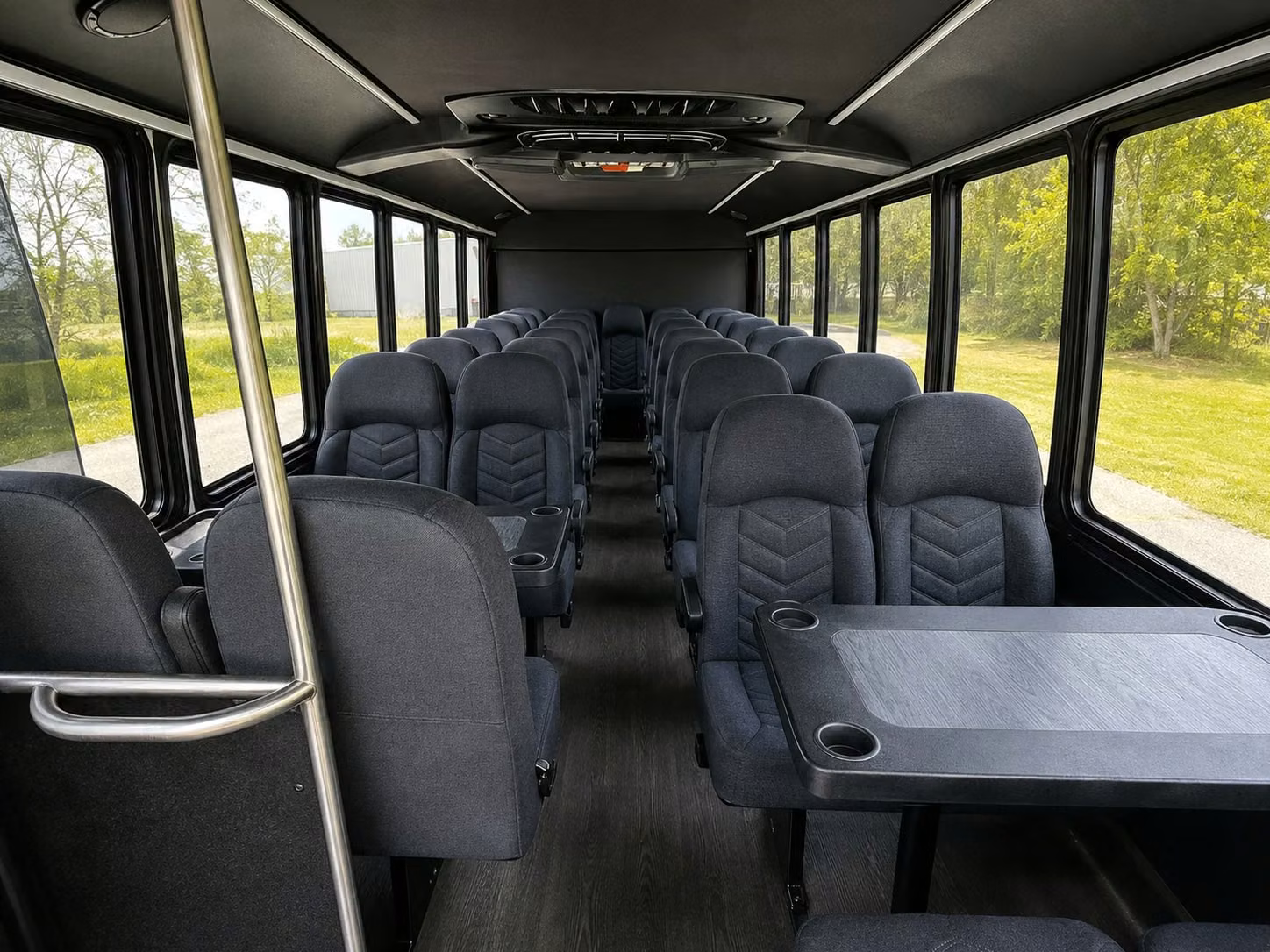 thousand oaks 20 passenger minibus rental