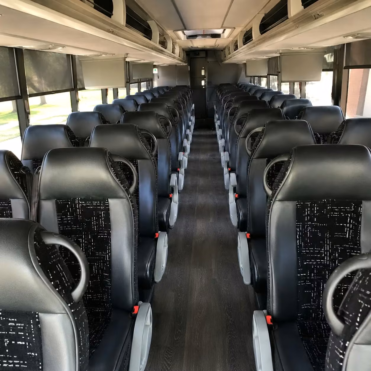 thousand oaks 56 passenger charter bus rental